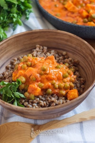 Подливка из сыра и горошка