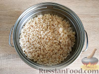 Салат с перловкой, кукурузой и помидорами