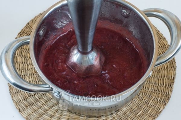 Простой чатни из слив без лука