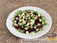 Салат из свеклы и мяса