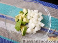 Салат из дыни и авокадо
